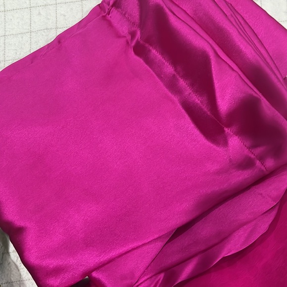 Hot pink saree - Picture 3 of 5